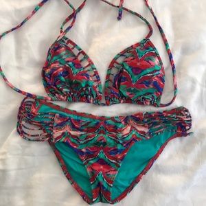 Lulifama printed bikini size xs !